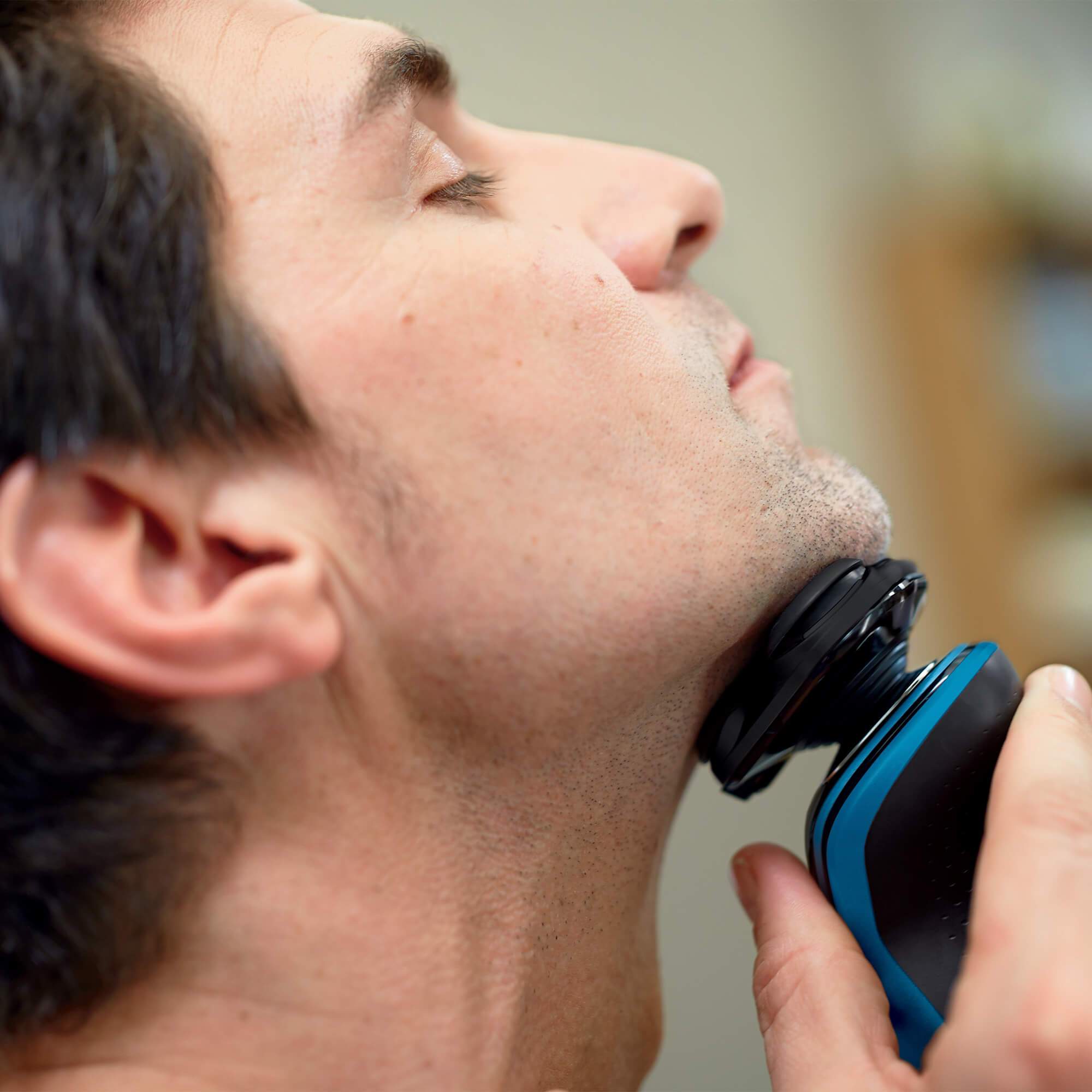 Afeitadora 3 Cabezas Aquatouch