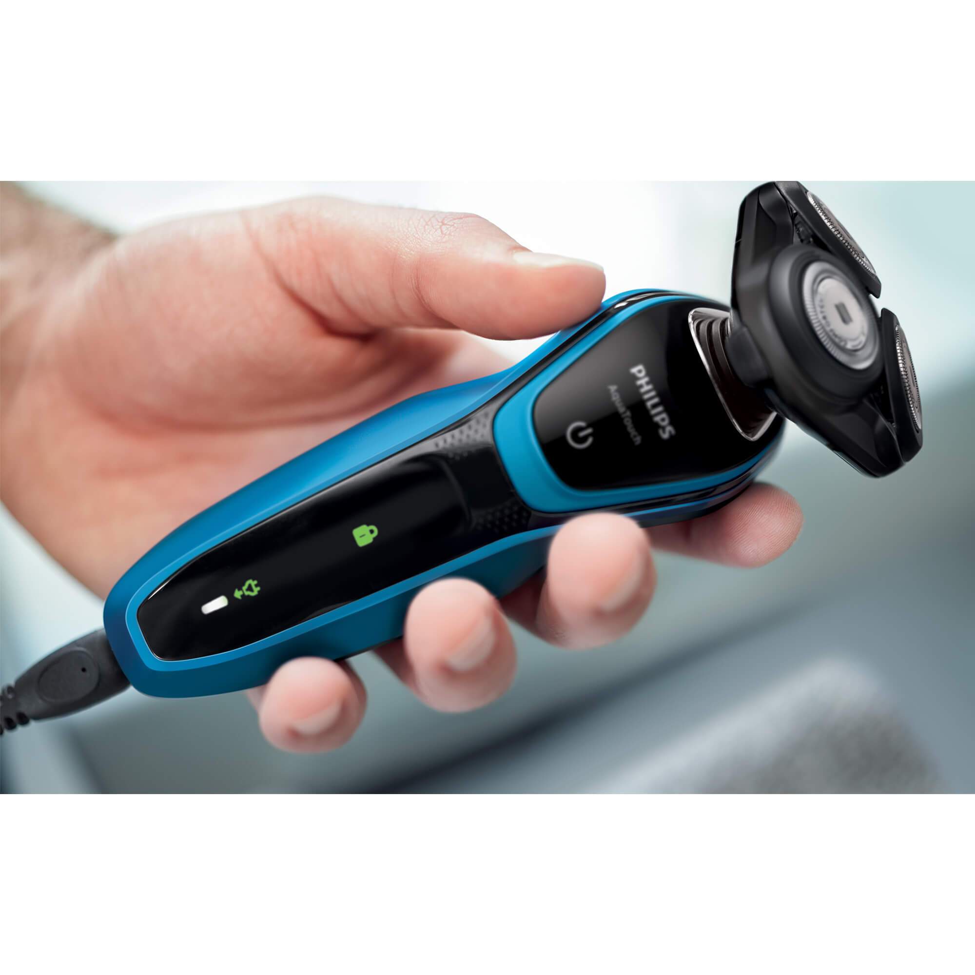 Afeitadora 3 Cabezas Aquatouch