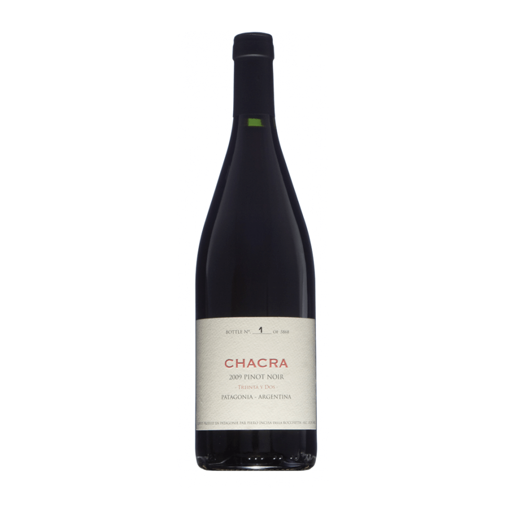Chacra Treinta Y Dos Pinot Noir 750Ml